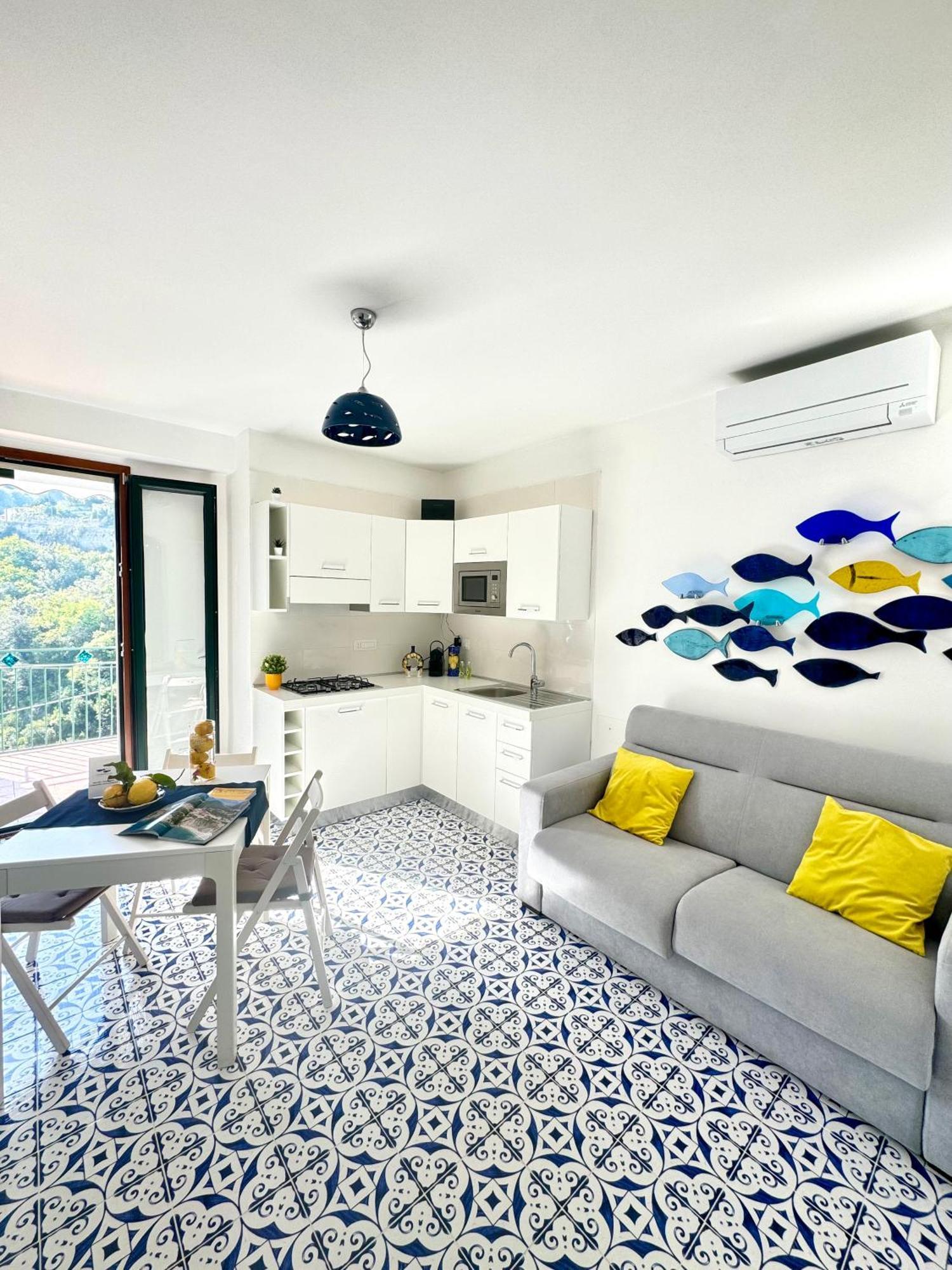 Panoramic Flat Amalfi Coast - Sea View 1 Appartement Vietri Buitenkant foto