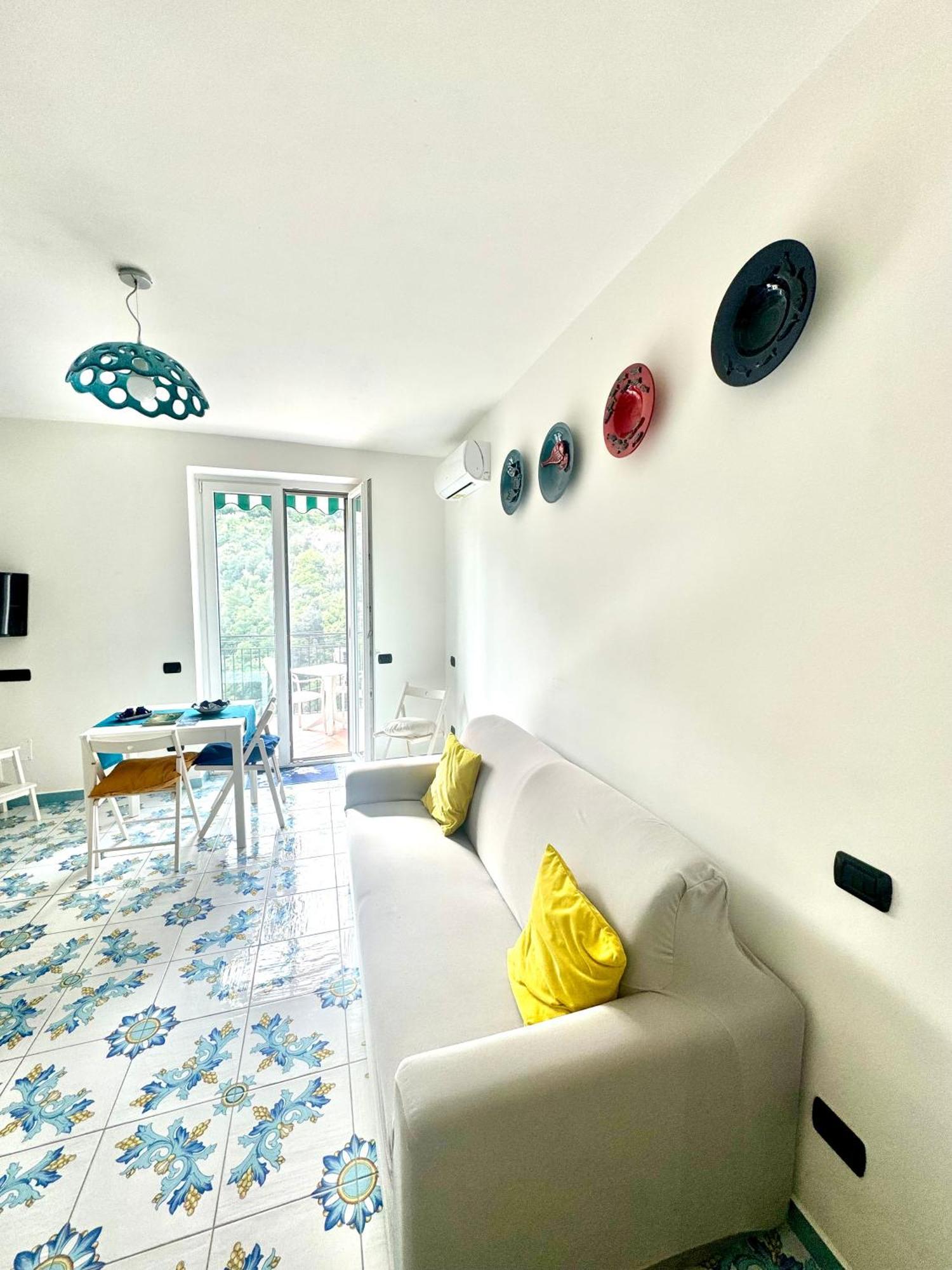 Panoramic Flat Amalfi Coast - Sea View 1 Appartement Vietri Buitenkant foto