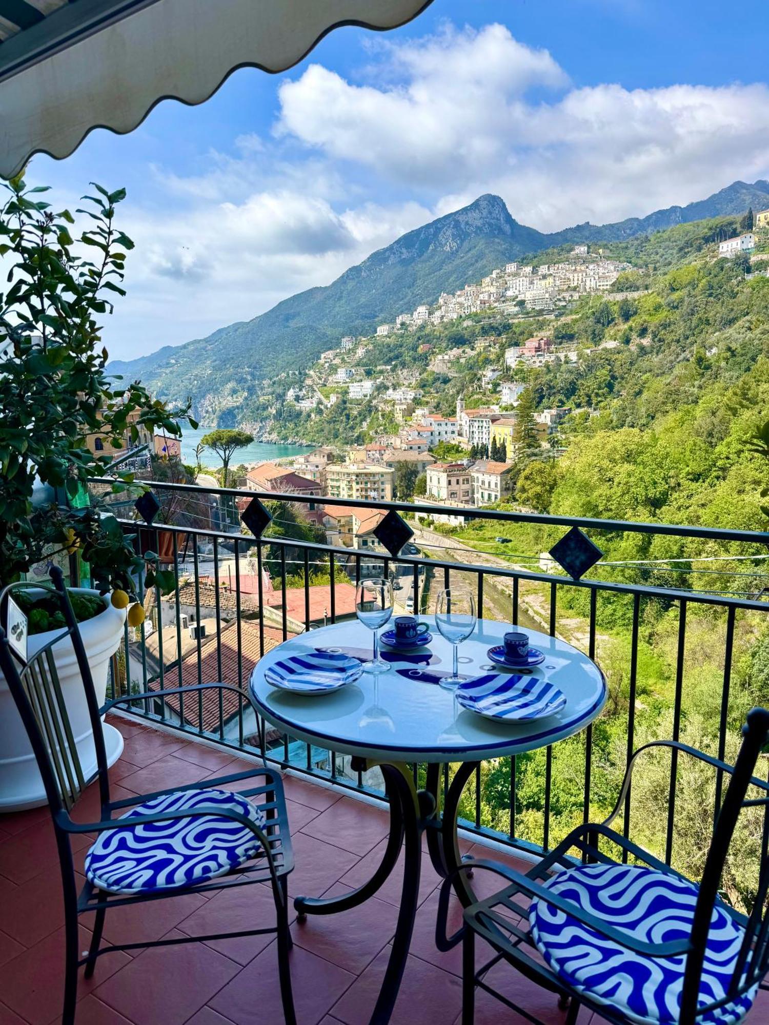 Panoramic Flat Amalfi Coast - Sea View 1 Appartement Vietri Buitenkant foto